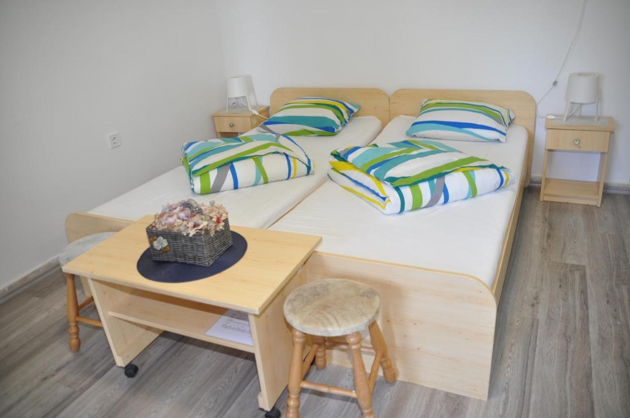 Fuz Apartman Balatonfůzfő Exterior foto