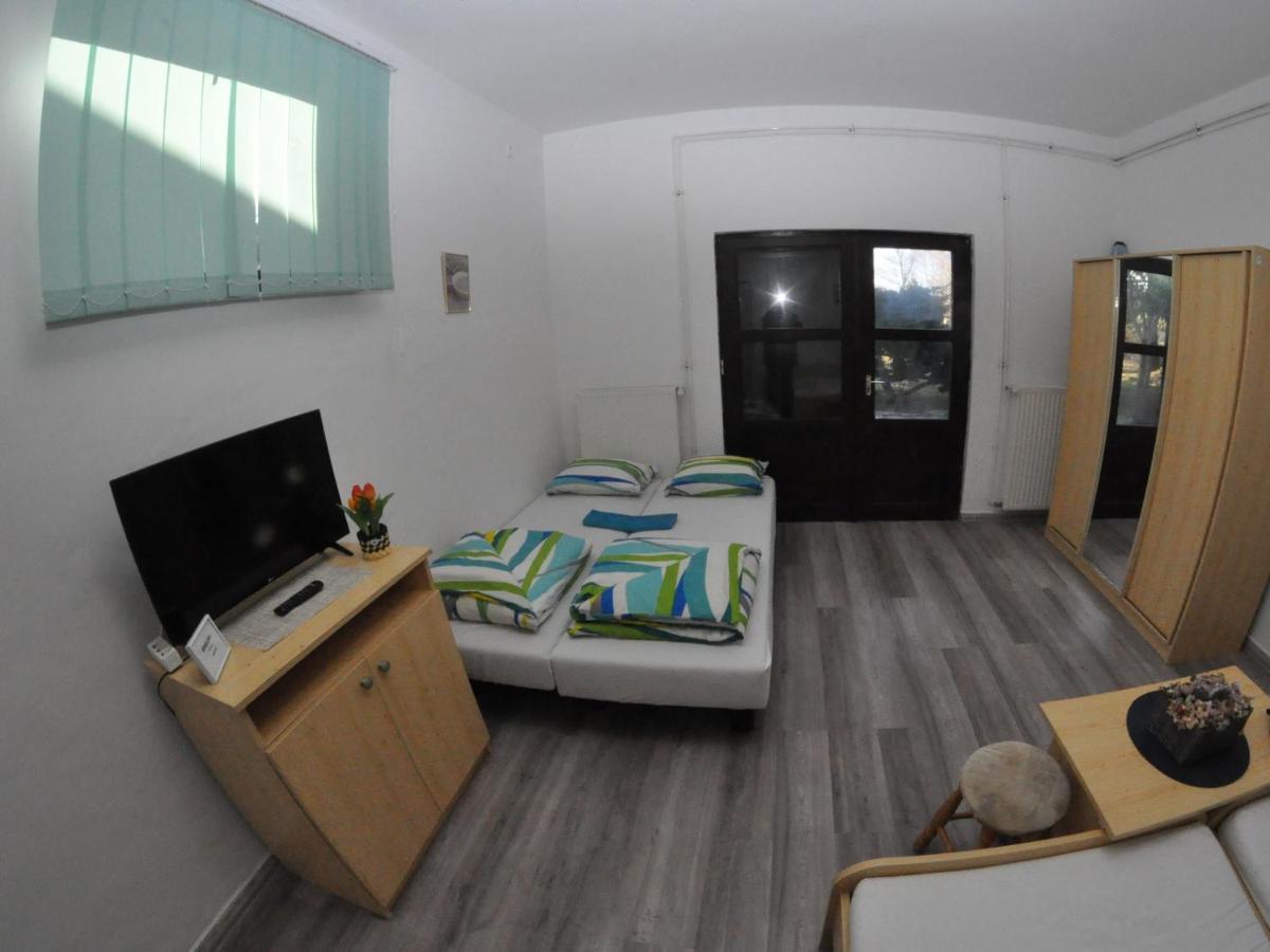 Fuz Apartman Balatonfůzfő Exterior foto